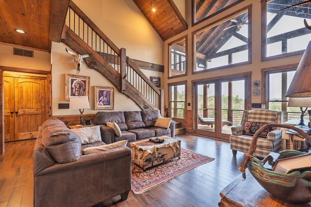 124 Dryad Court, Ellijay, GA 30540