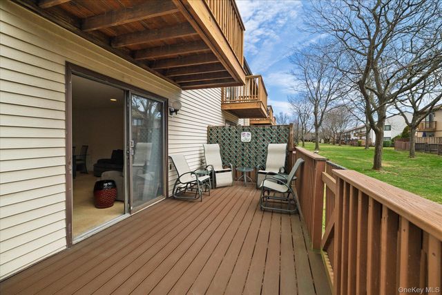 100 Daly Boulevard 2005, Oceanside, NY 11572