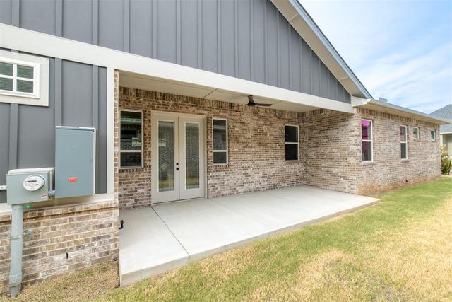 1709 Parkwood Avenue, Edmond, OK 73034