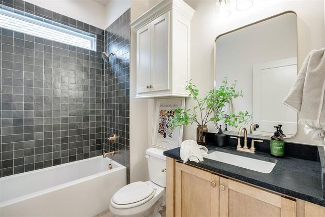 1709 Parkwood Avenue, Edmond, OK 73034