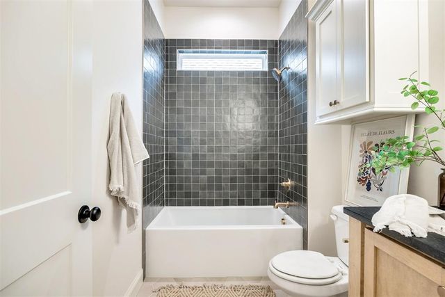 1709 Parkwood Avenue, Edmond, OK 73034