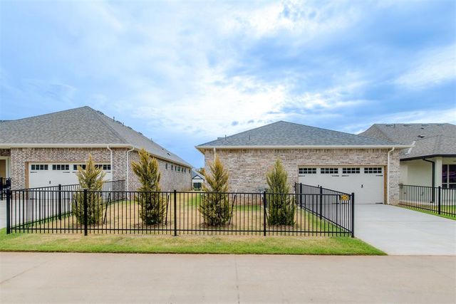 1709 Parkwood Avenue, Edmond, OK 73034