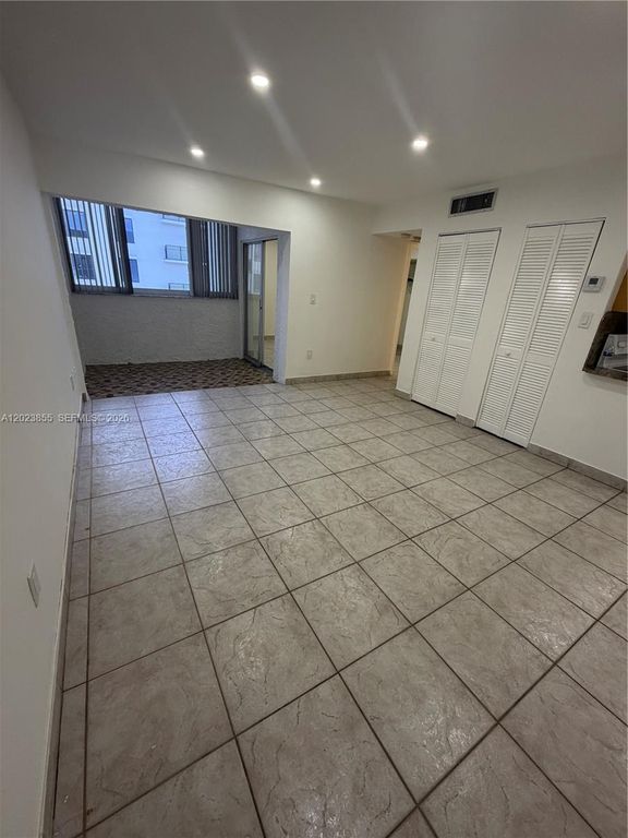 750 NW 43rd Ave 515, Miami, FL 33126