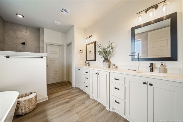 2026 Great Falls Dr, Corpus Christi, TX 78415