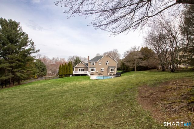 16 Shadowood Lane, Trumbull, CT 06611