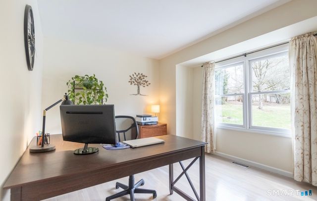 16 Shadowood Lane, Trumbull, CT 06611