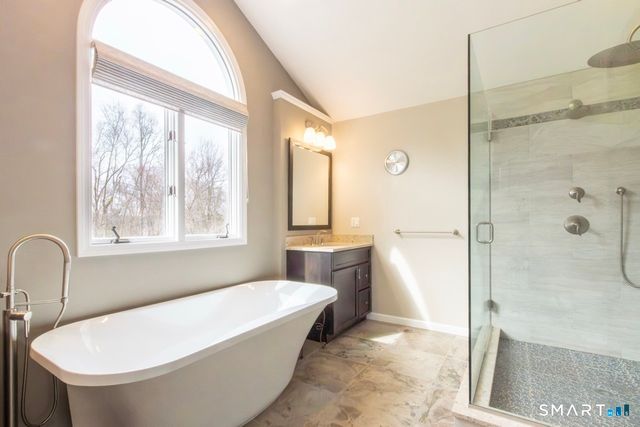 16 Shadowood Lane, Trumbull, CT 06611