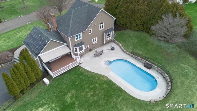 16 Shadowood Lane, Trumbull, CT 06611