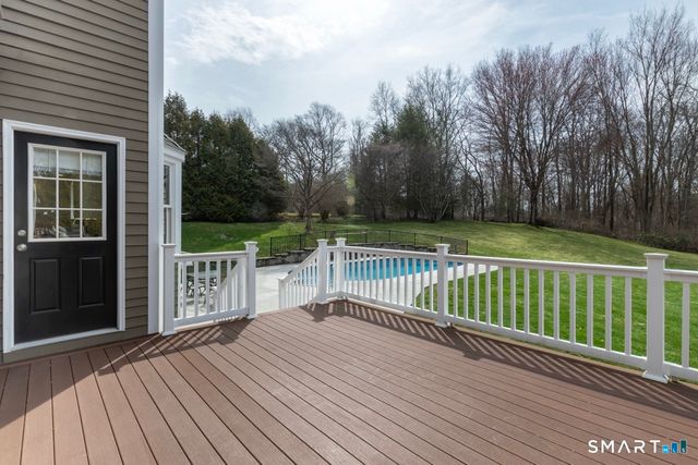 16 Shadowood Lane, Trumbull, CT 06611