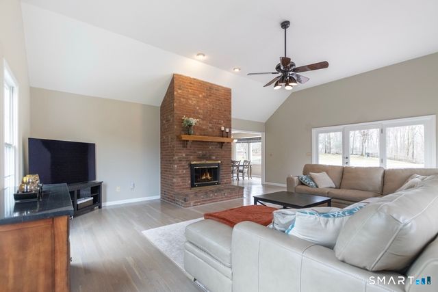 16 Shadowood Lane, Trumbull, CT 06611