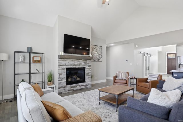 4415 S Rotterdam Drive, Bloomington, IN 47401
