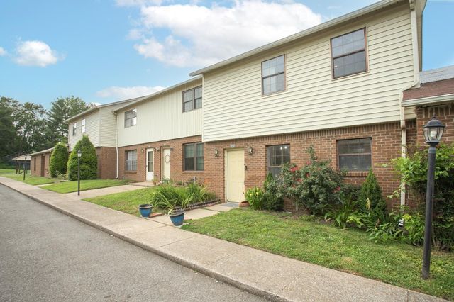 502 Colony Trace Ct, Madison, TN 37115