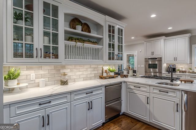 5752 PHILLIPS MILL Road, Douglasville, GA 30135