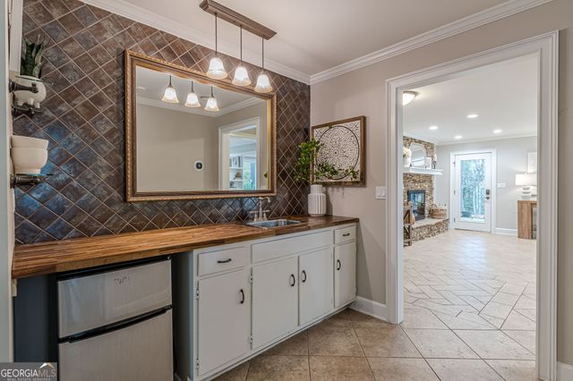 5752 PHILLIPS MILL Road, Douglasville, GA 30135