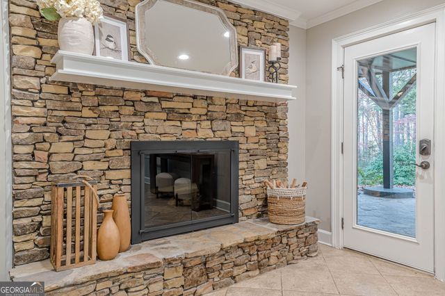 5752 PHILLIPS MILL Road, Douglasville, GA 30135