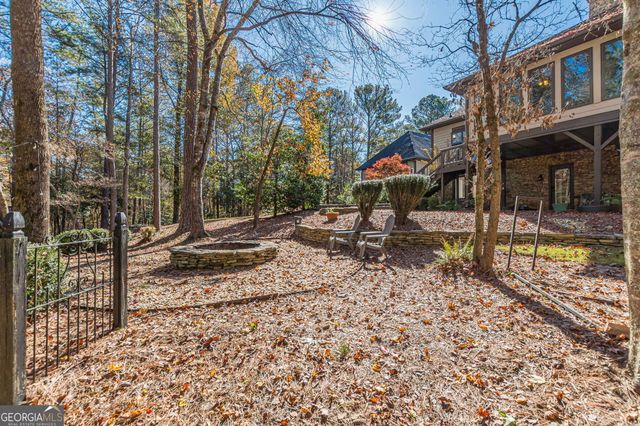 5752 PHILLIPS MILL Road, Douglasville, GA 30135