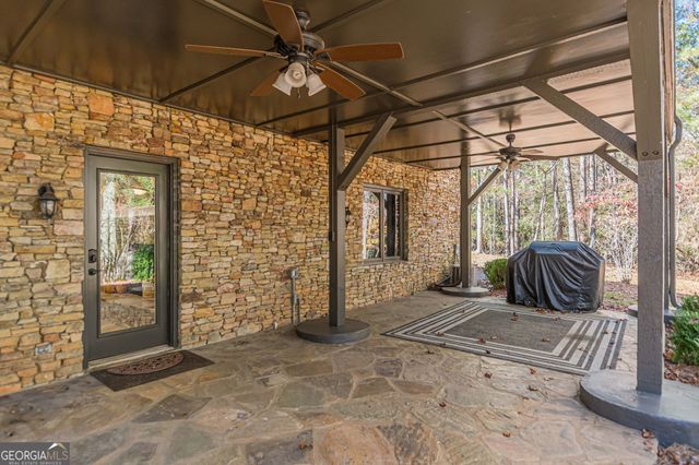 5752 PHILLIPS MILL Road, Douglasville, GA 30135