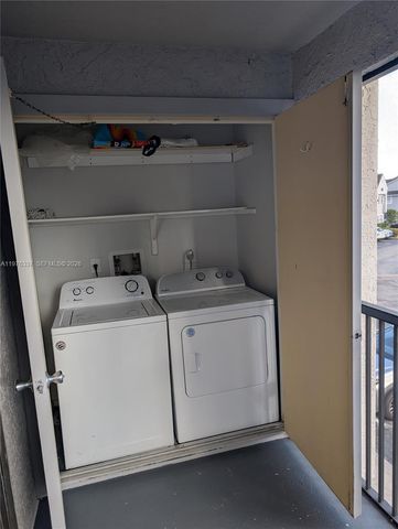 15067 SW 103rd Ter 14204, Miami, FL 33196