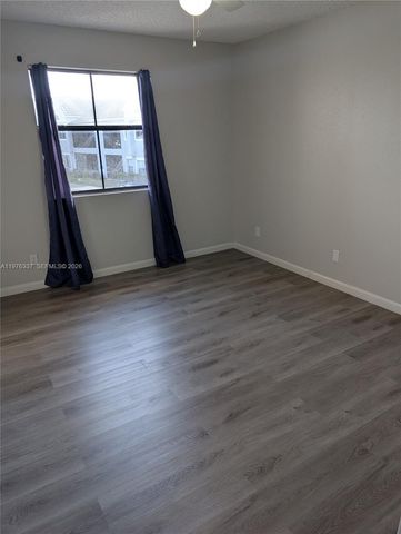 15067 SW 103rd Ter 14204, Miami, FL 33196