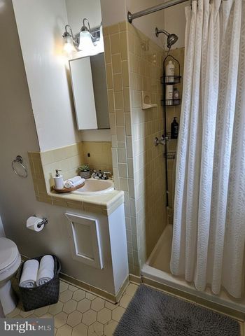 3814 ELBERT AVE, Alexandria, VA 22305