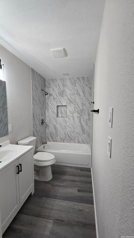 4811 Village Vw, San Antonio, TX 78218