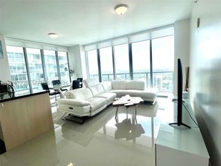 1111 SW 1st Ave 3214, Miami, FL 33130