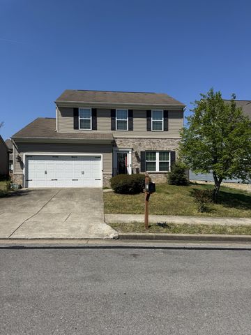 621 Betty Lou Dr, Madison, TN 37115