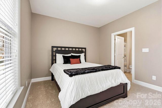 2830 Bellasera Way, Matthews, NC 28105