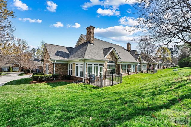 2830 Bellasera Way, Matthews, NC 28105