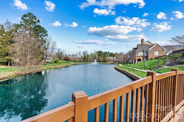 2830 Bellasera Way, Matthews, NC 28105