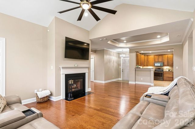 2830 Bellasera Way, Matthews, NC 28105