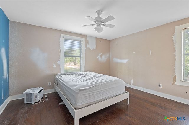 6071 Fm 713, Dale, TX 78616