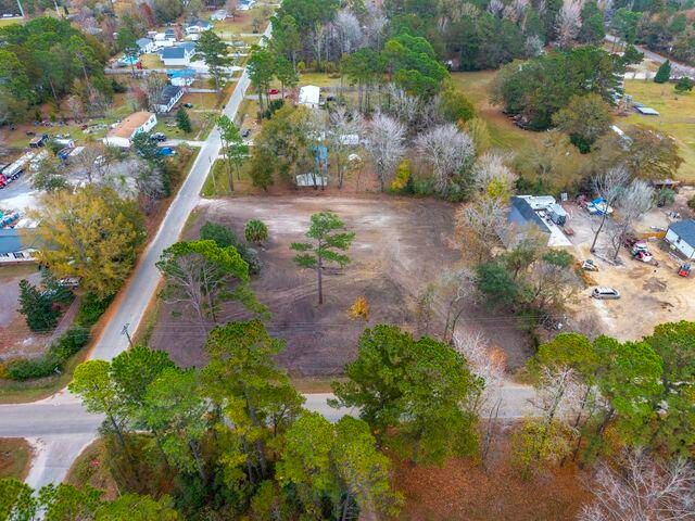 211 W Steele Drive, Summerville, SC 29483