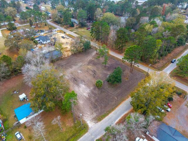 211 W Steele Drive, Summerville, SC 29483