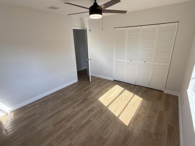 440 Glenwood Drive, West Palm Beach, FL 33415