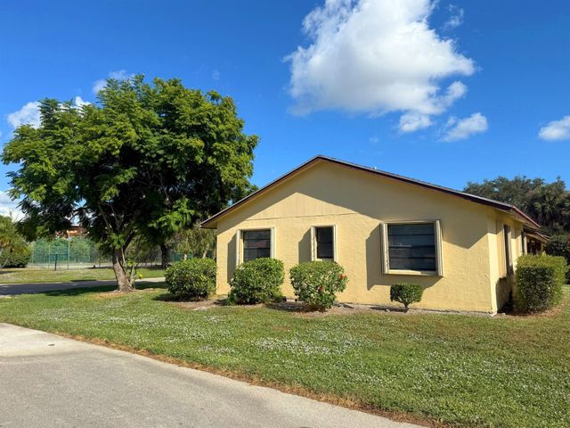 440 Glenwood Drive, West Palm Beach, FL 33415