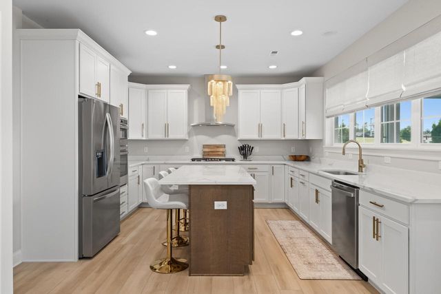 2732 Harbor COURT, Delavan, WI 53115