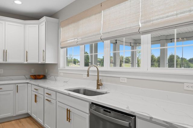 2732 Harbor COURT, Delavan, WI 53115