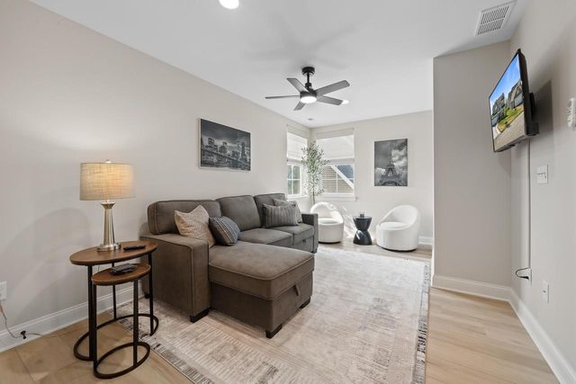 2732 Harbor COURT, Delavan, WI 53115
