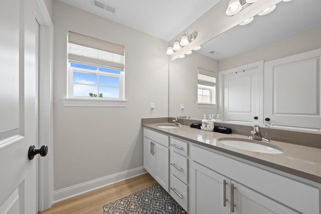2732 Harbor COURT, Delavan, WI 53115