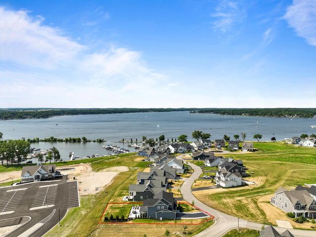 2732 Harbor COURT, Delavan, WI 53115