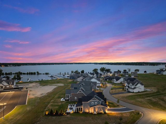 2732 Harbor COURT, Delavan, WI 53115