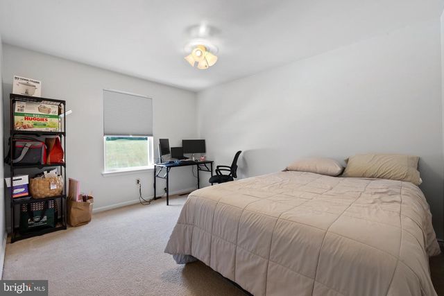 2365 WILLOW STREAM DR, Quakertown, PA 18951