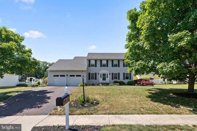 2365 WILLOW STREAM DR, Quakertown, PA 18951