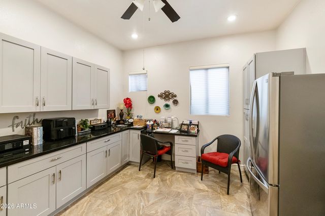 4432 E WALNUT Road, Gilbert, AZ 85298