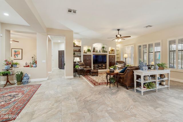 4432 E WALNUT Road, Gilbert, AZ 85298