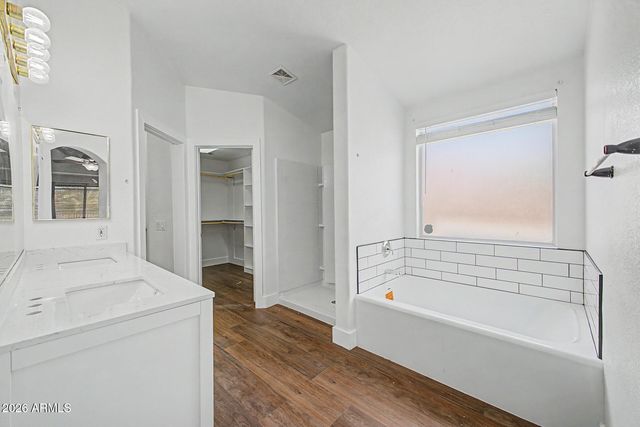 11212 E DOWNING Street, Mesa, AZ 85207