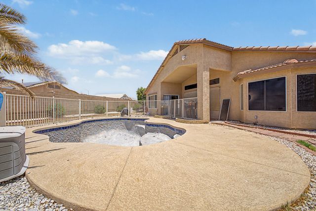 11212 E DOWNING Street, Mesa, AZ 85207