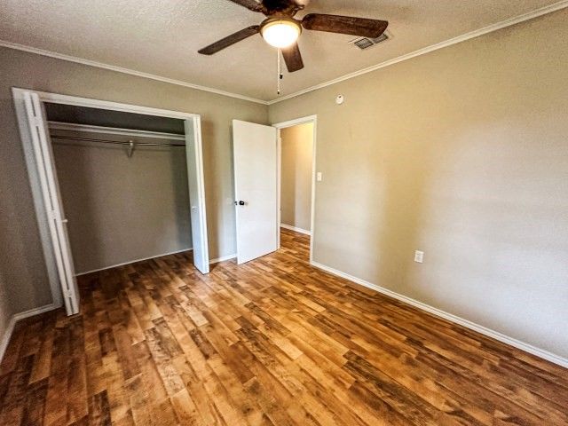 300 Pine Street, Ore City, TX 75683