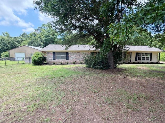 300 Pine Street, Ore City, TX 75683